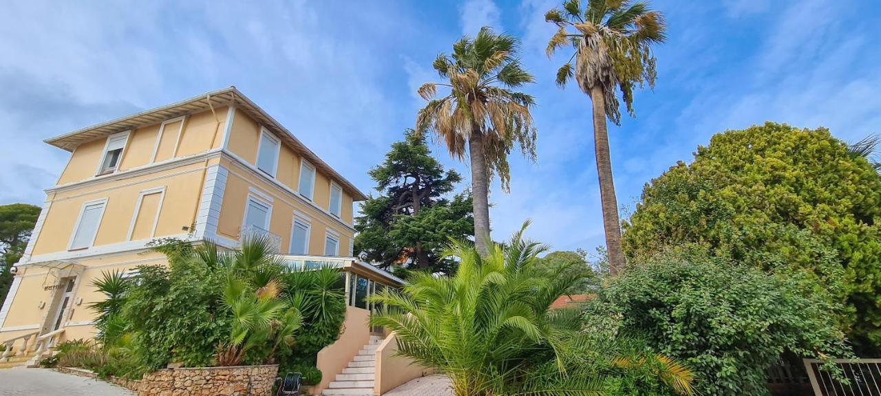 Les Amandiers Boulouris-sur-Mer Exterior foto